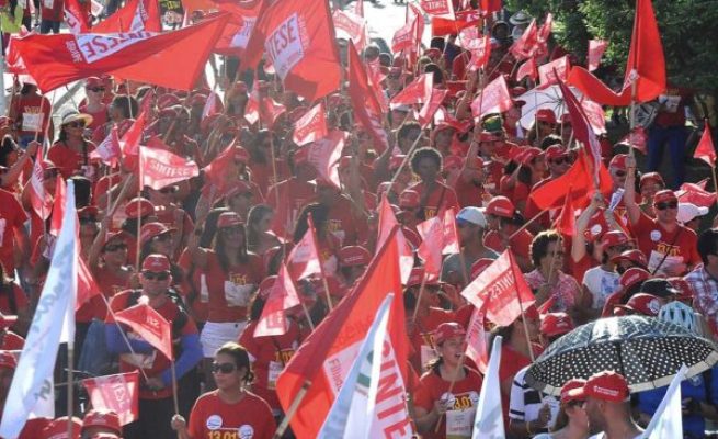 Professores em greve - Foto Ascom Sintese-Divulgação