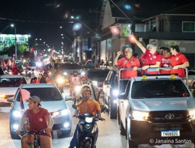 Rogério Carvalho em carreata de Lula - Foto Janaína Santos